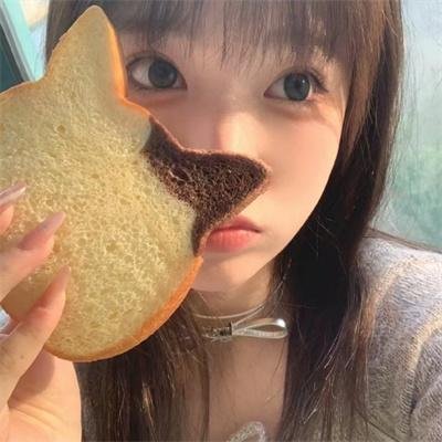 我的同桌是校花